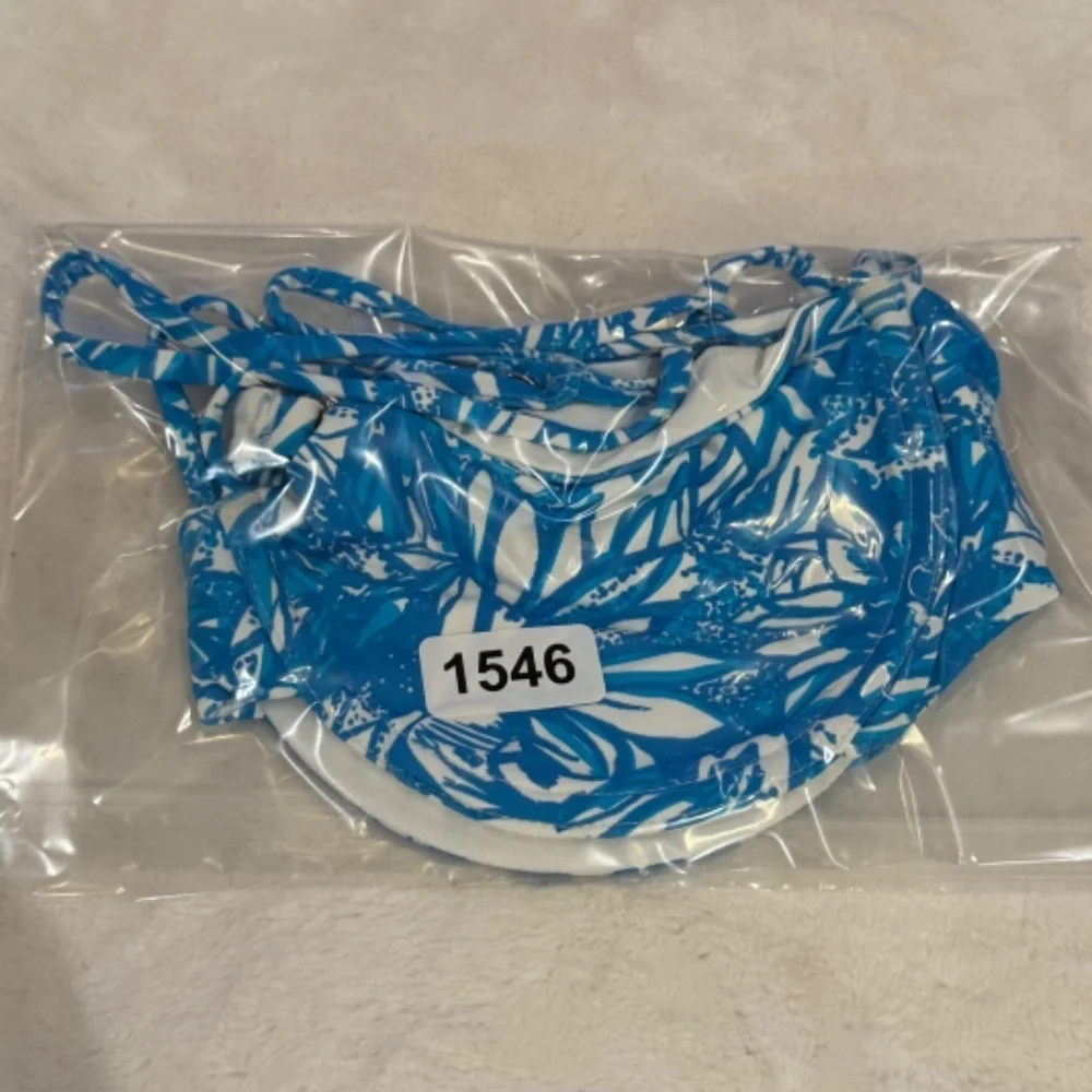 New! Frankie’s Bikinis Hazel Underwire Top in Iris Floral Blue 31546